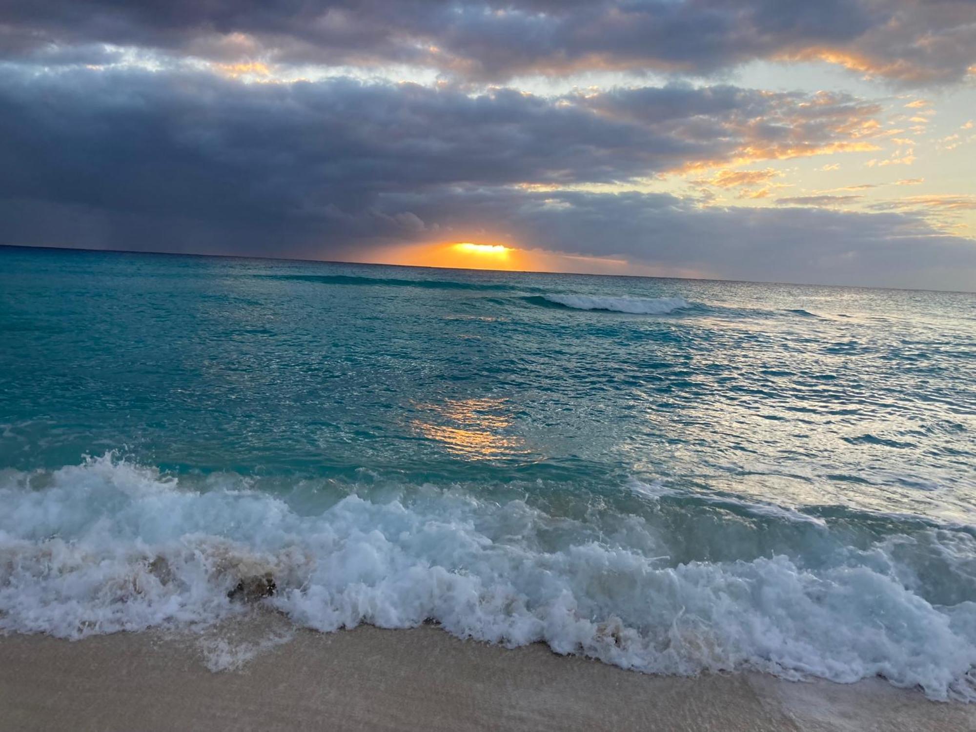 Cancun Oceanfront, Entire Apartment Luaran gambar
